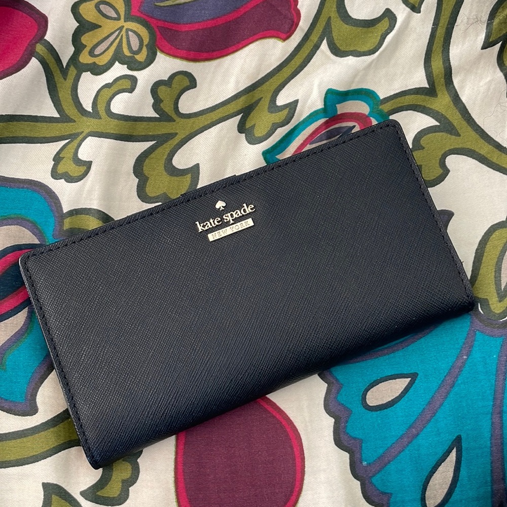 Kate Spade ♠️ Cameron street Stacy black Wallet